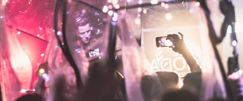 DJ workshop voor volwassenen op bedrijfsfeest