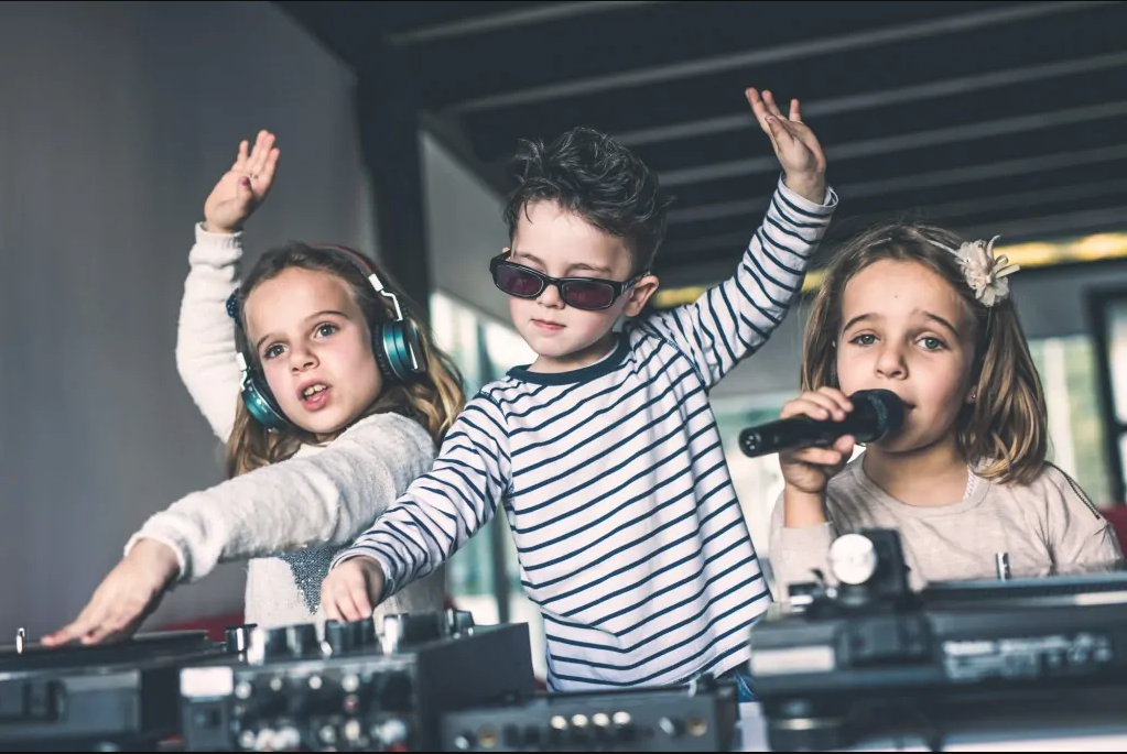 dj workshop kinderfeestje activiteit thuis