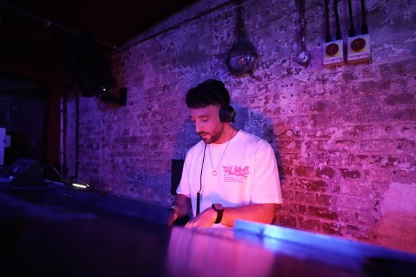 Vanaf welke leeftijd kun je DJ worden?