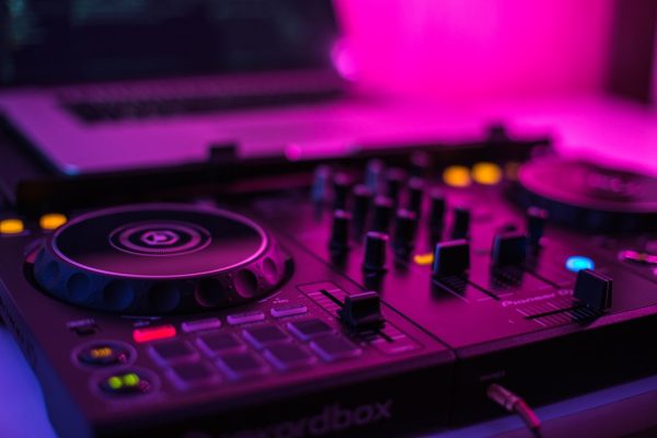 Kinderfeestje DJ: tips voor de perfecte set