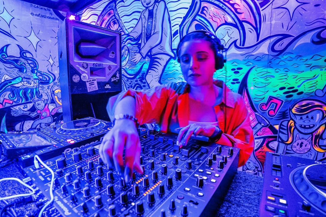 Wat is een Open Format DJ?
