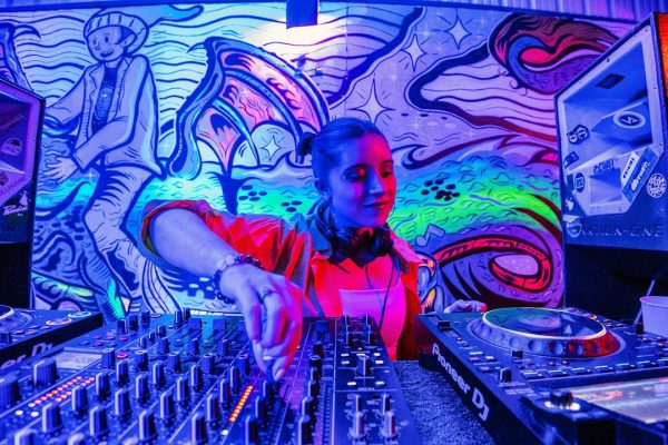 Hoe promoot je jezelf als DJ op Instagram?