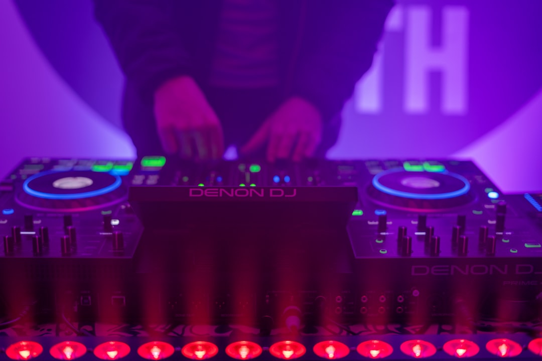 Hoe gebruik je de echo of delay als DJ?