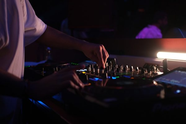 Wat is de track separation / stem control op nieuwe Pioneer gear?