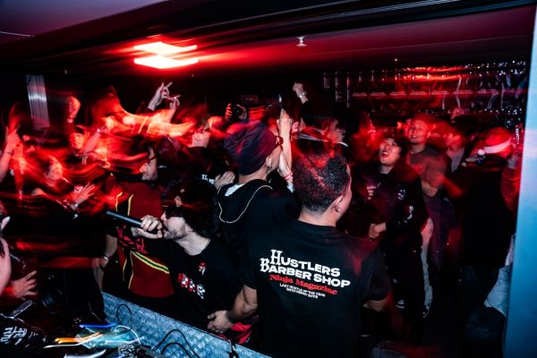 Verschil tussen dynamische en condensator microfoon voor DJ's