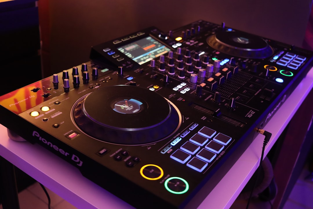 Moet je een DJ set van tevoren opnemen of plannen?
