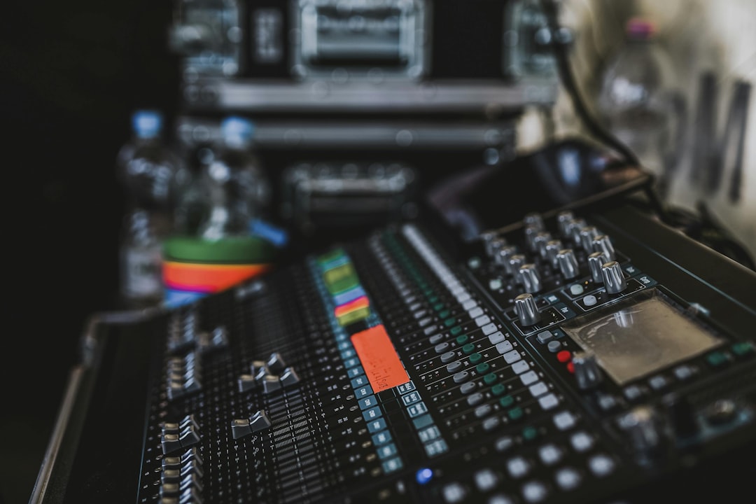 Hoe maak je een 'signature sound' als DJ?